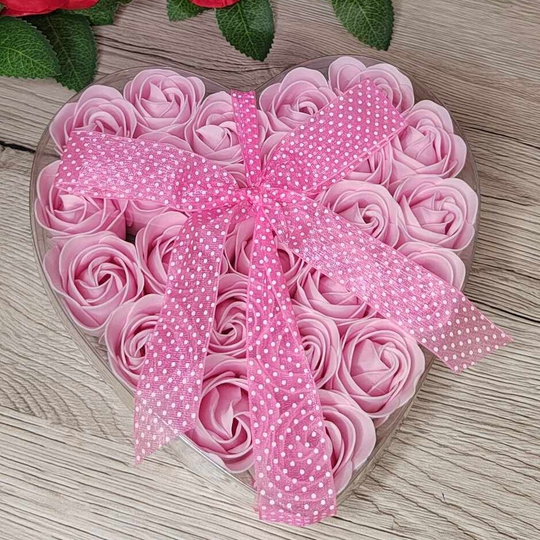 Boite Cœur De 24 Roses de Savon : Rose