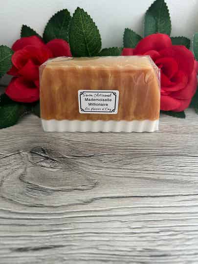 Savon Artisanal À La Coupe : Mademoiselle Millionnaire (Lady Millionnaire)