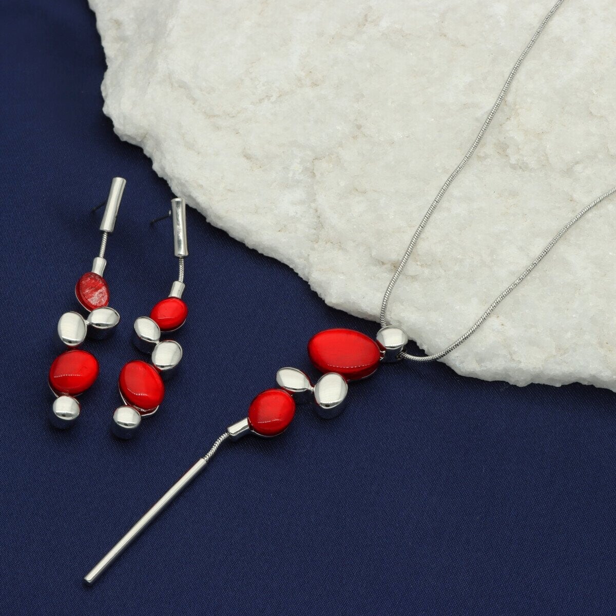 Elegancki komplet biżuterii