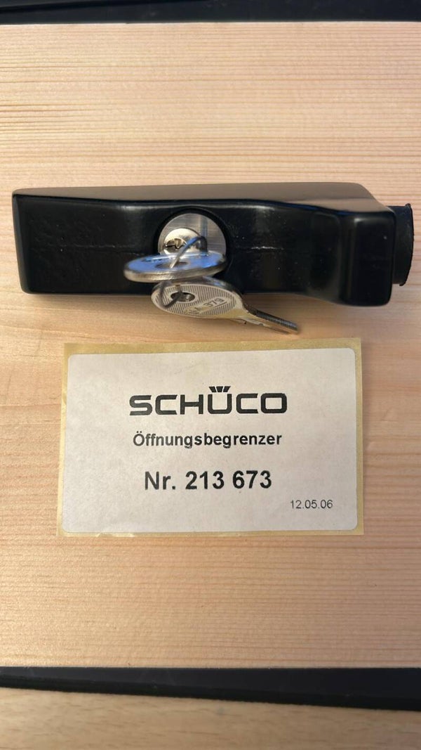 213673 seguro para correderas schuco color negro