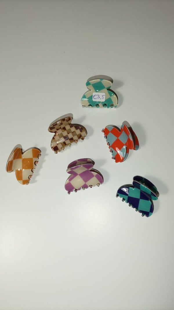 kleine kleurrijke geruite speldjes