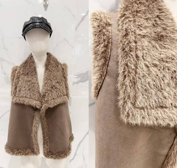 Sans manches en peau et fourrure taupe