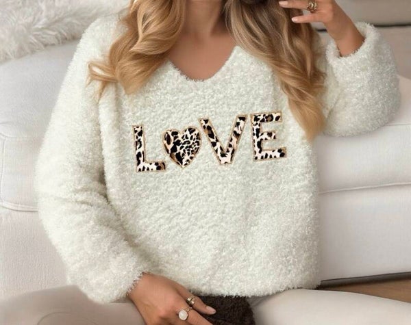 Pull V tout doux Love léopard
