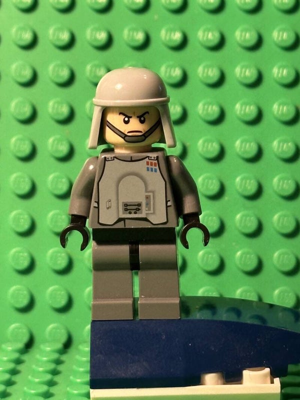 Imperial Officer sw0426.