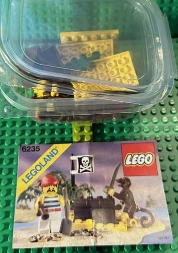 6235., Pirates Burried Treasure