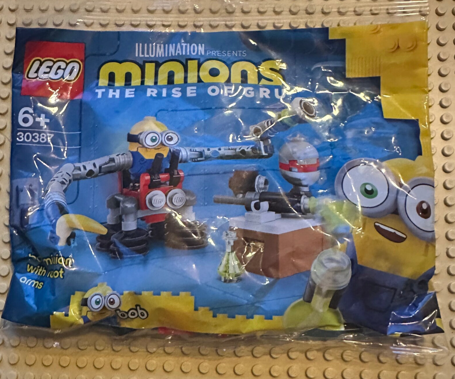PB. 30387 Bob Minion with Robot Arms