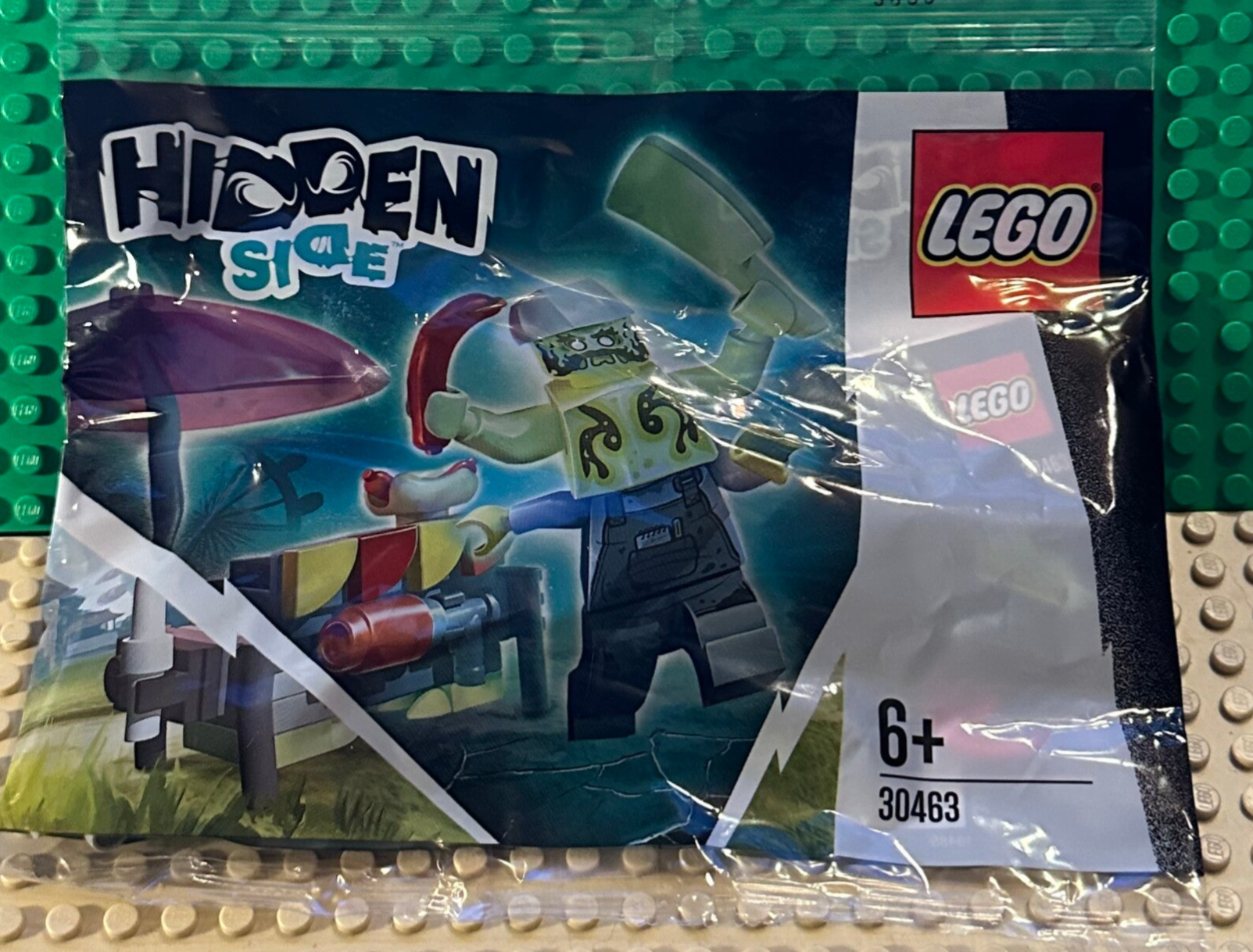 PB. 30463 Chef Enzo´s Hounted Hotdogs