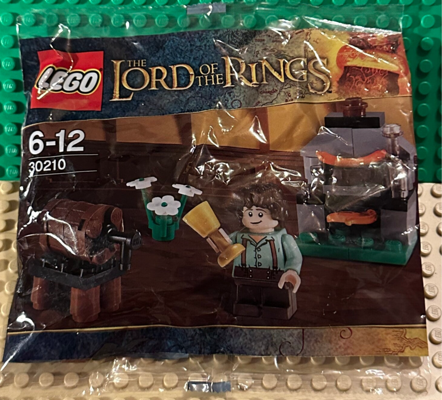 PB. 30210 Frodo with cooking Corner