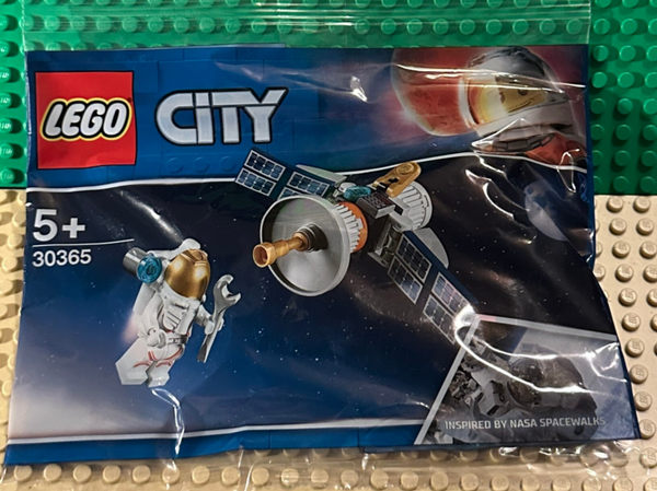 PB. 30365 Space Satellite