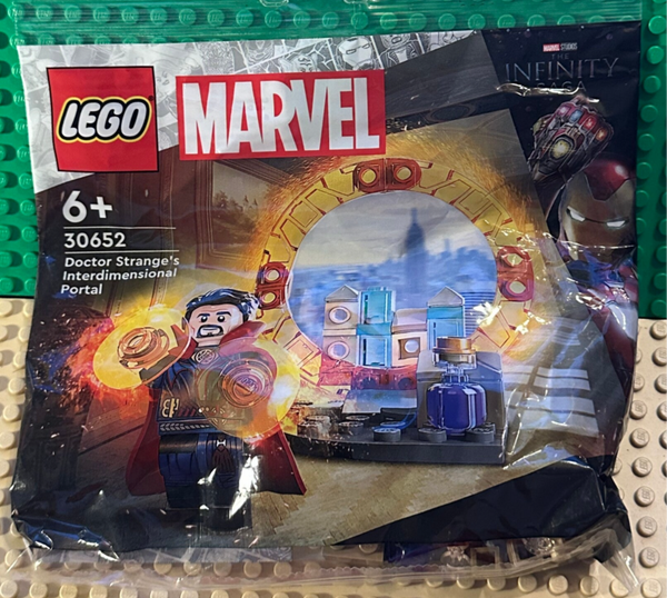PB. 30652 Doctor Strange's Interdimensional Portal