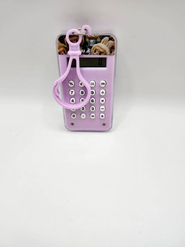 Calculatrice et labyrinthe Labubu