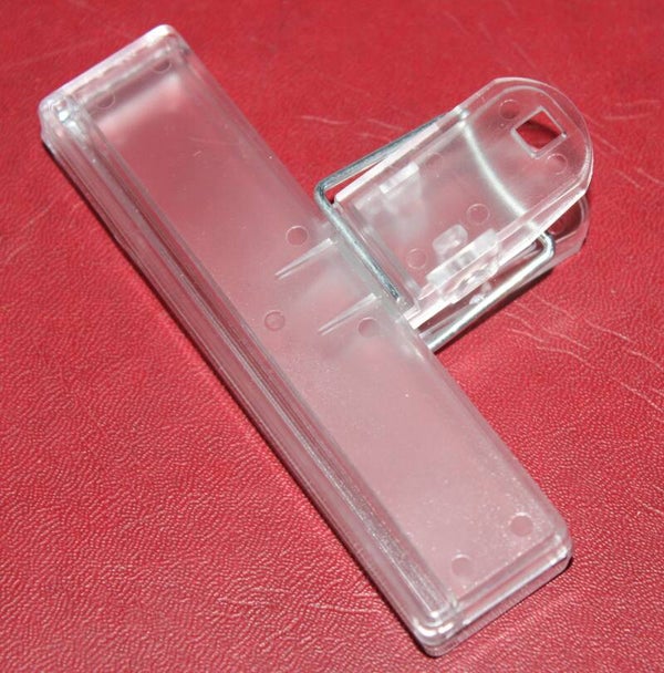 Material Clip with set back grip