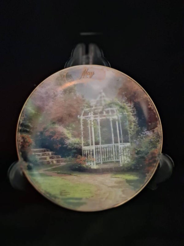Collectible Plate