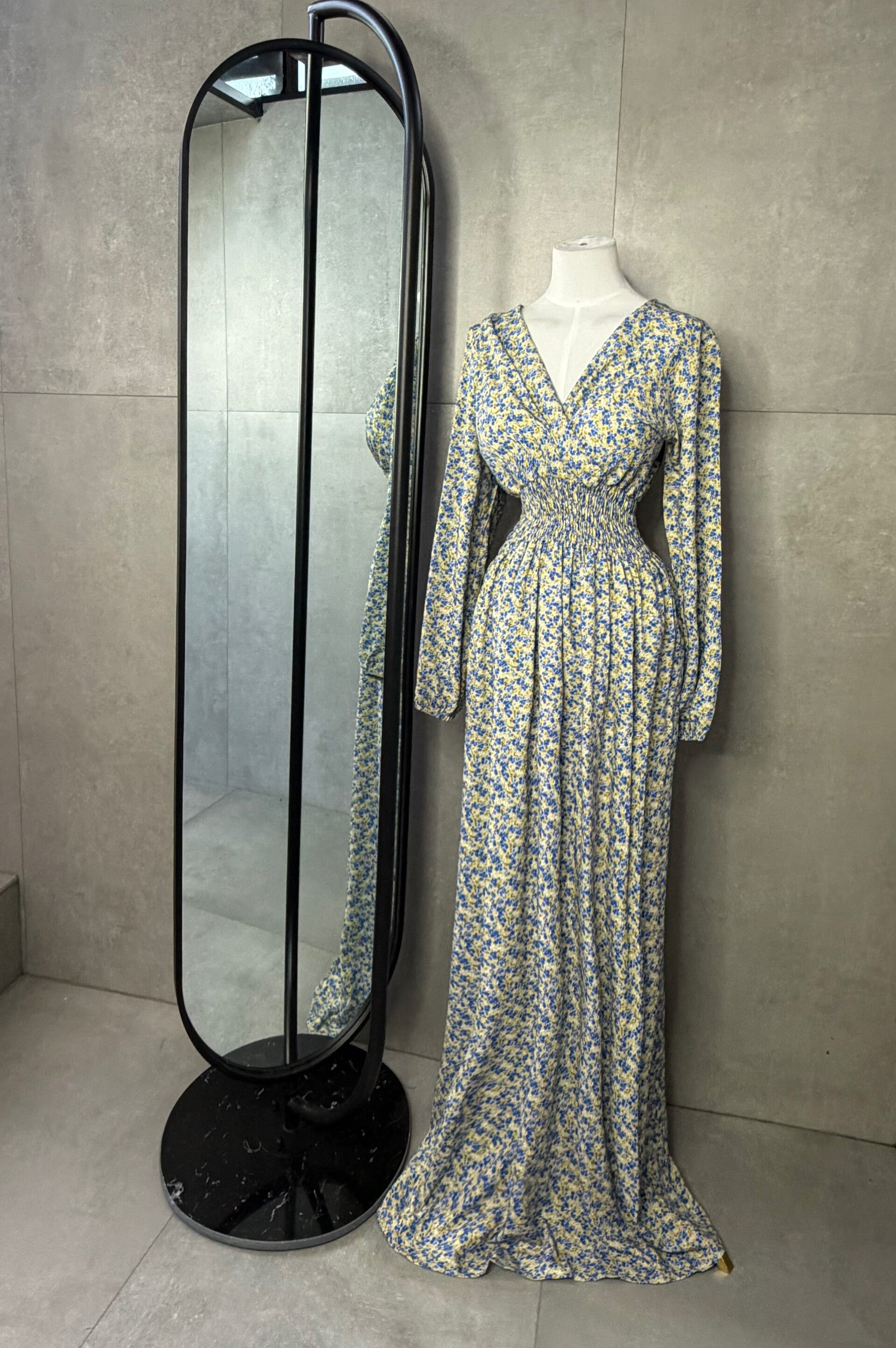 Maxi Dress long-sleeved