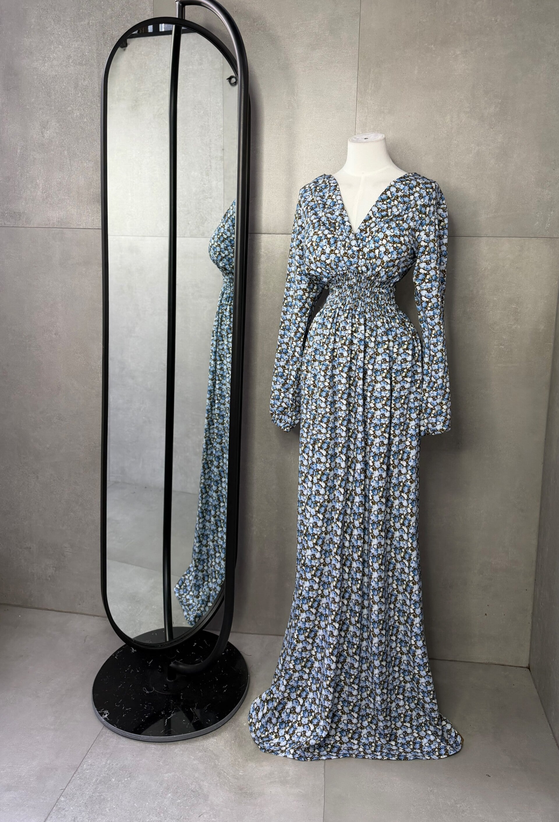 Maxi Dress long-sleeved