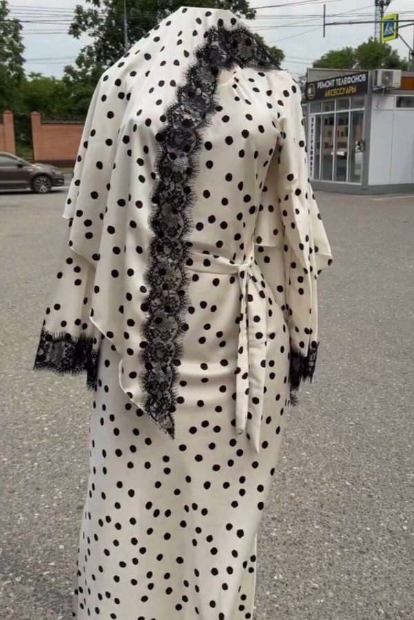 Maxidress with scarf