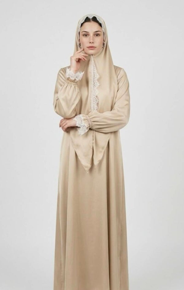 Abaya Set with scarf creme