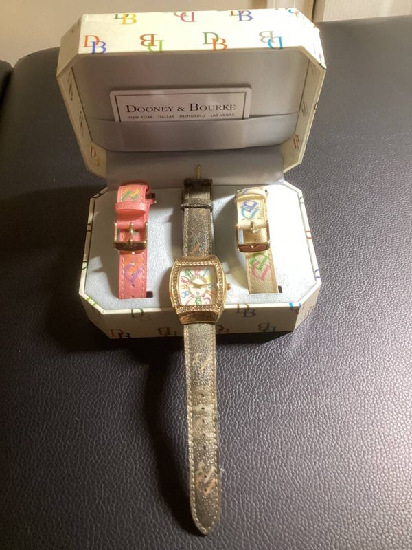 Timeless Luxury: The Dooney & Bourke Collector’s Watch Set