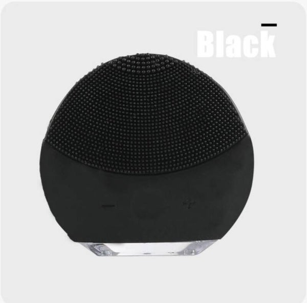 Luxurious Illuminating face cleansing brush