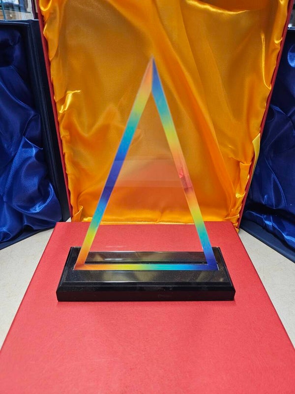 Rainbow effect triangle award