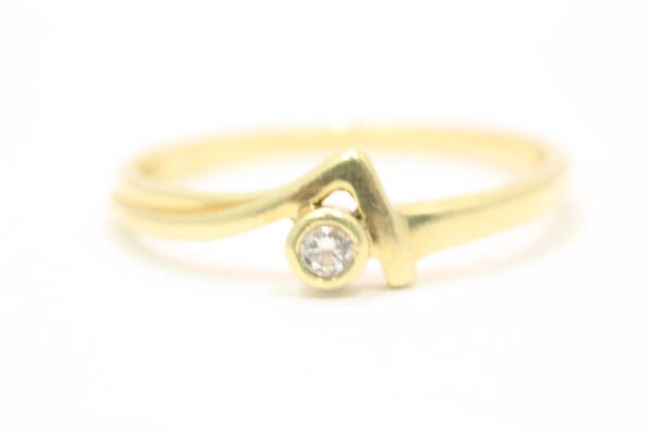 Gouden Ring (Zirkonia's Nmr-13) ø4.5