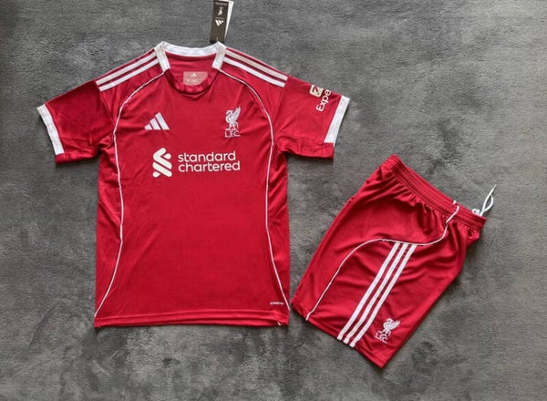 Liverpool 25/26 kids home