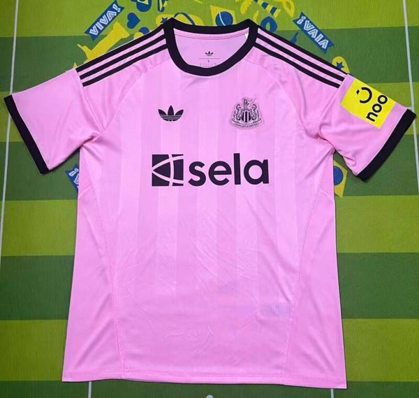 25/26 Newcastle Goalkeeper