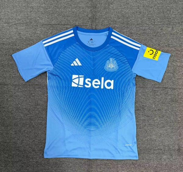 25/26 Newcastle United goalkeeper