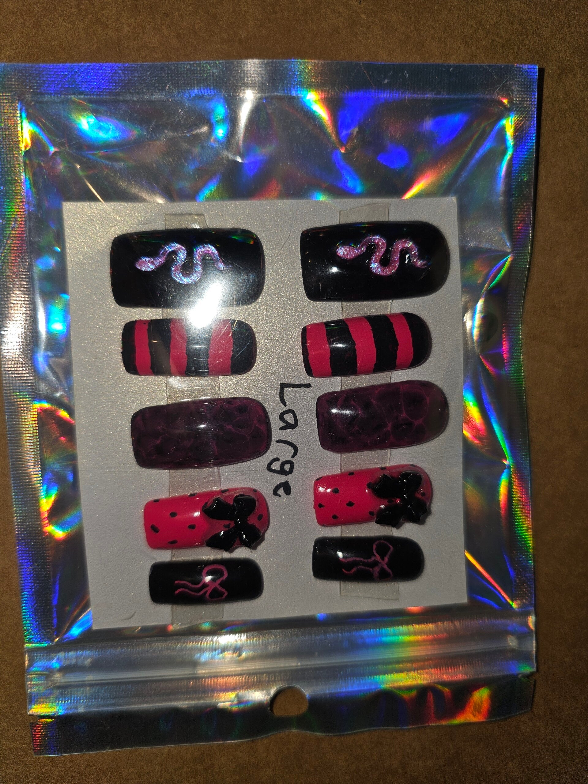 Pink-n- Black Bows & Snakes