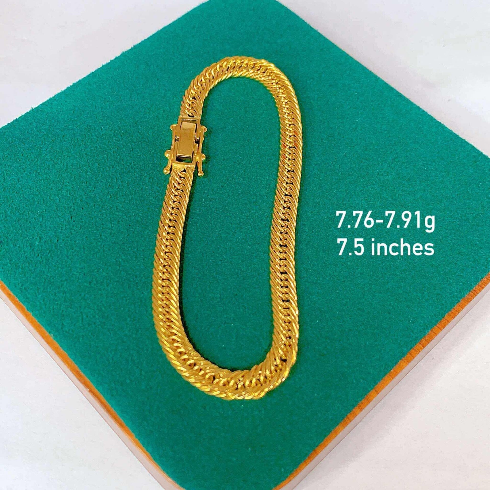 18K Saudi Gold Bracelet