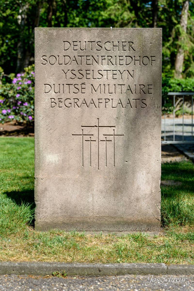 web-2020-05-08-met-schuld-beladen-kruizen-02-standard.jpg