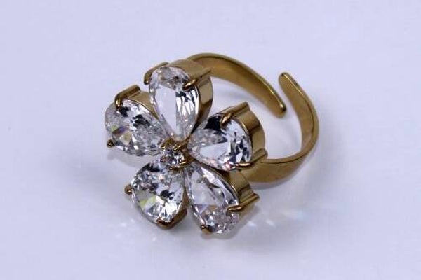 Ring BLOEM diamant
