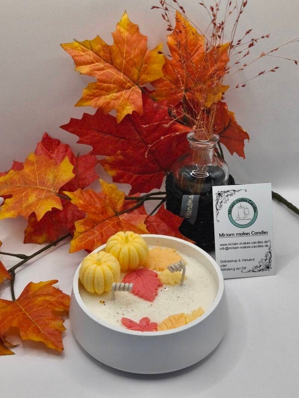 runde herbstliche Keramik Kerze