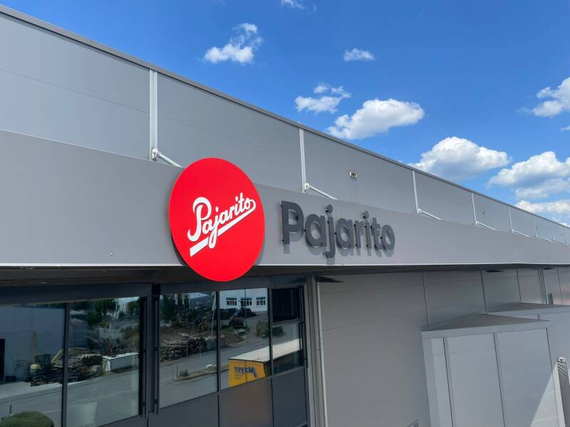 pajarito-1-standard-429kv0.jpg