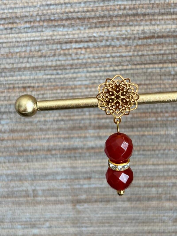 Oorbellen van Carneool met strass spacer