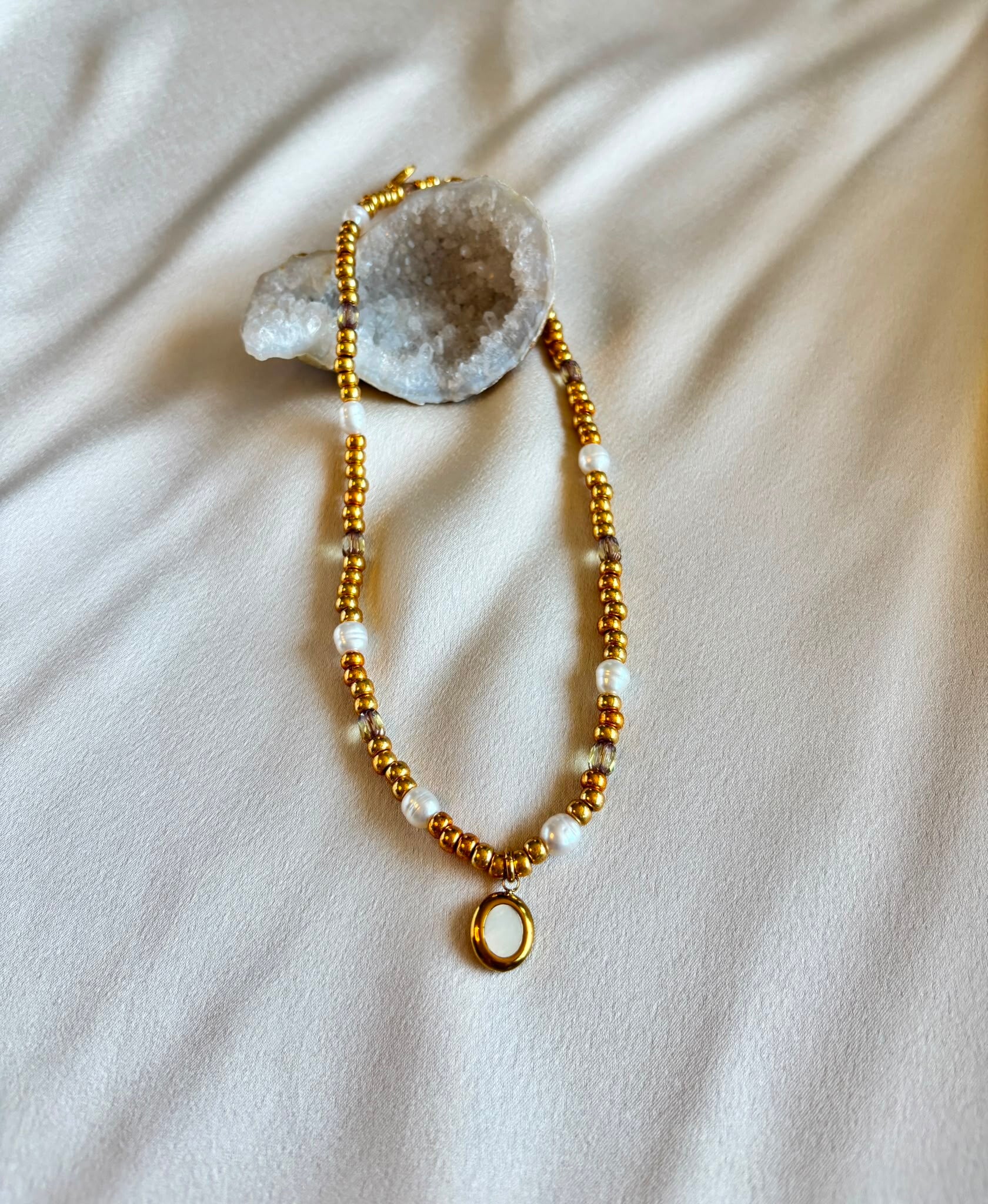 Ketting van 18k vergulde Miyuki kralen en Czech kralen met parels