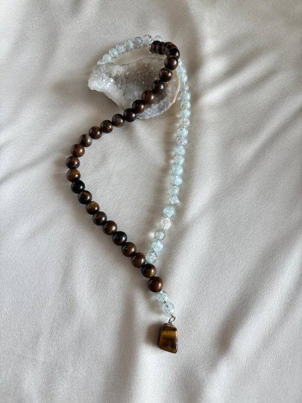 Tijgeroog collier met muranoglas kralen en een tijgeroog bedel