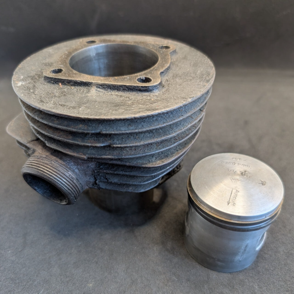 Cylinder + NOS zuiger set voor DKW RT 100 (3PK)