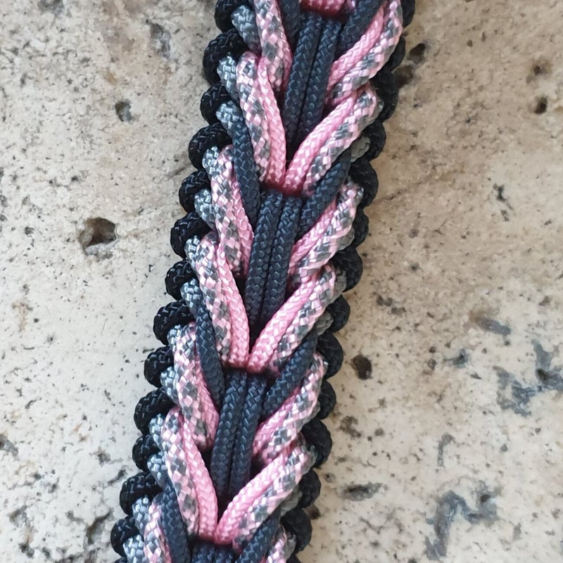 Paracord dog collar, design Verano