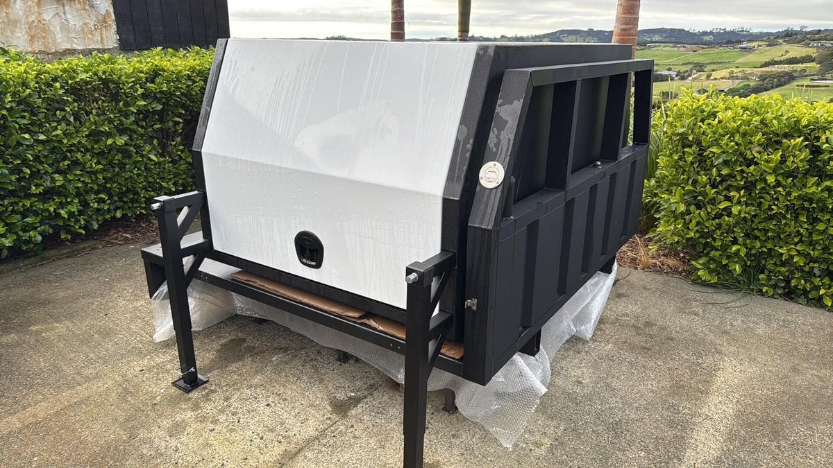 Ute Shell Back Ute Decks and Canopies Mangawhai/ Trayback Ute Systems Northland