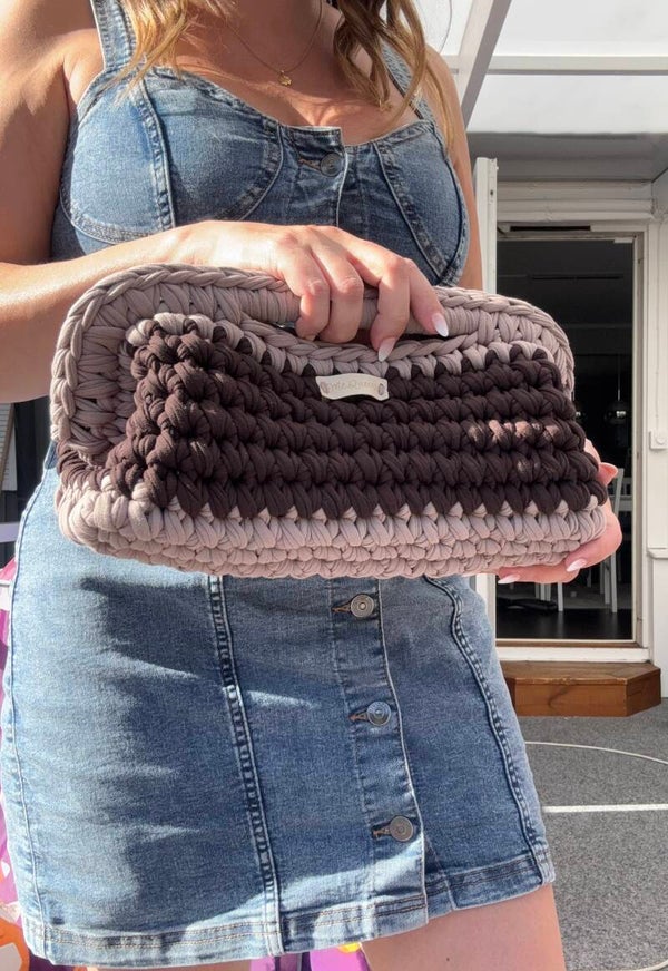 Me.Queenie Clutch