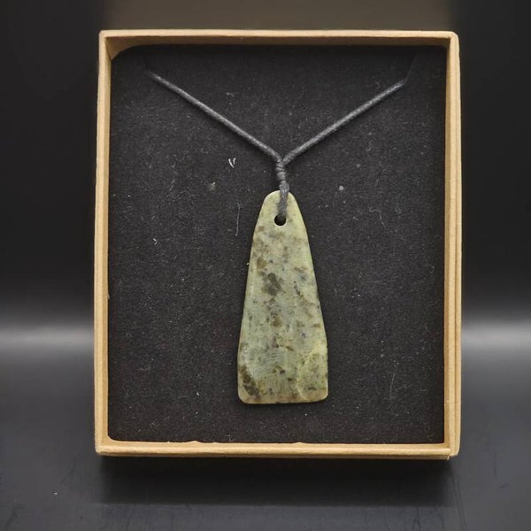 Kokopu pounamu necklace