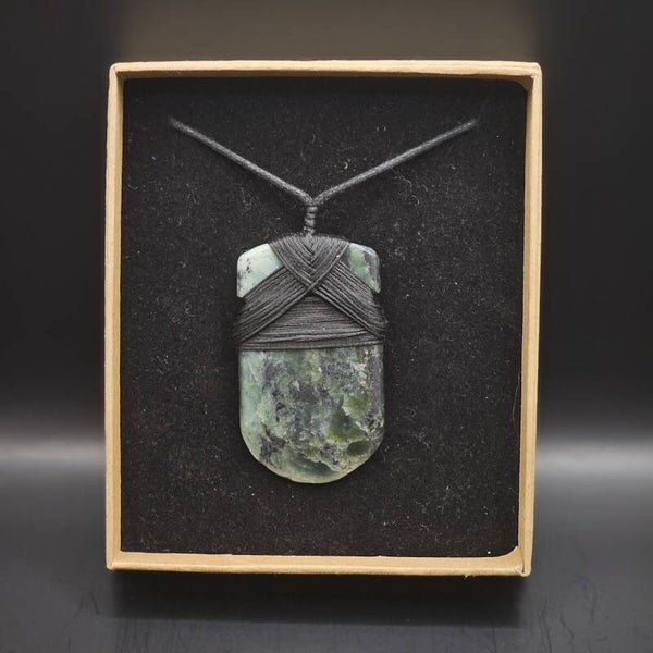 Lashed West Coast Pounamu Toki