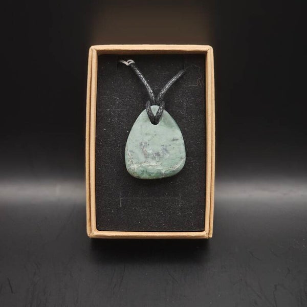 Small Inanga pounamu necklace