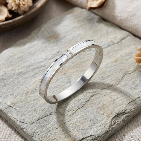 Luminous Pearl Bangle
