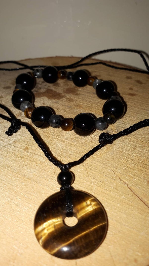 Bracelet pour poignet+amulette pour cou