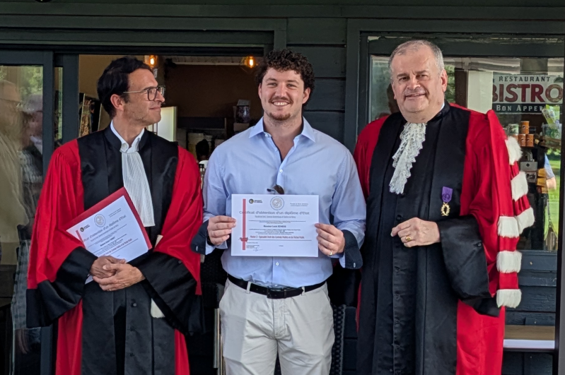 david MELLONI Dir. M2 contrats publics, Louis SCHIESS, lauréat 2025, Fabrice GARTNER Doyen Fabrice GARTNER