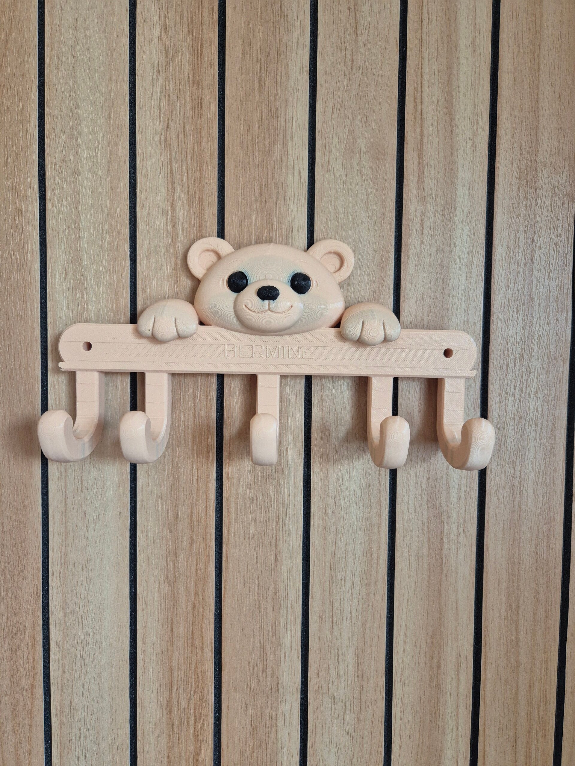 Personalisierbare Kindergarderobe mit Namen – Bär mit 5 Haken