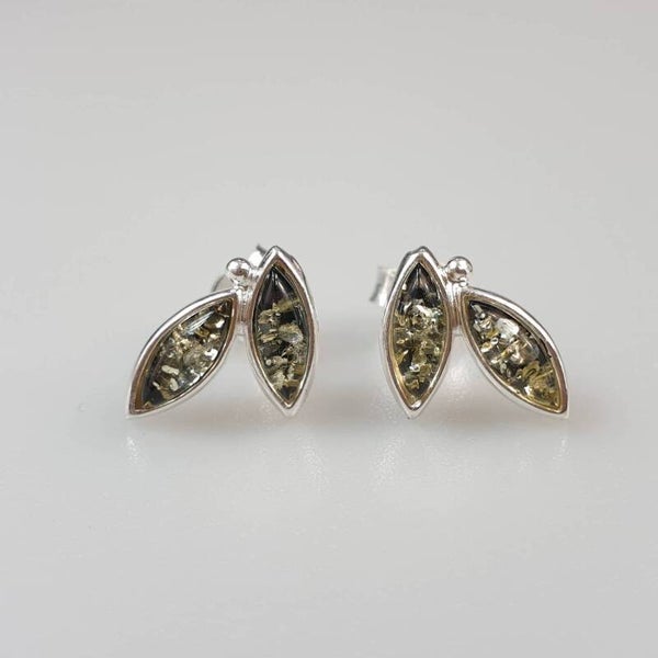 Joyería Everyday Stud de plata de ley con cierre llamativo