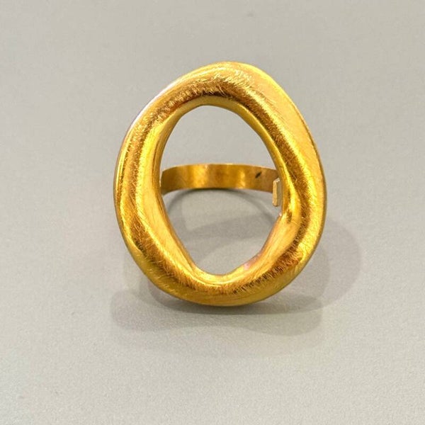 Anillo de acero inoxidable cepillado en oro oeste